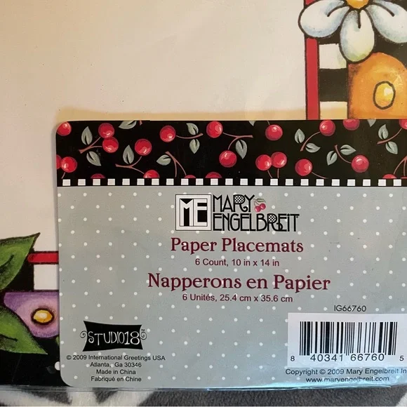 Mary Engelbreit 12x14 Paper Placemats IG66760 One Set totaling 6 placemats NIP - Picture 2 of 3